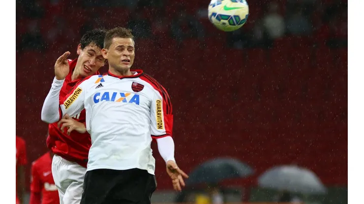 Jonas, ex-Flamengo, foi anunciado como reforço do Retrô