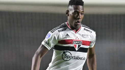 Léo, zagueiro do São Paulo (Foto: Getty Images)