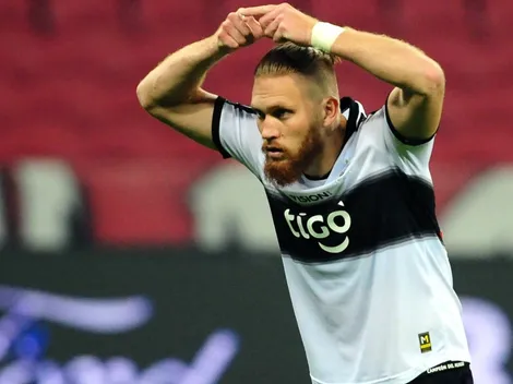 Atacante estrangeiro disputado por vários clubes fecha com o Cuiabá para a próxima temporada