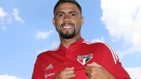 Wellington Rato foi anunciado pelo São Paulo neste sábado (Foto: Rubens Chiri / São Paulo FC)