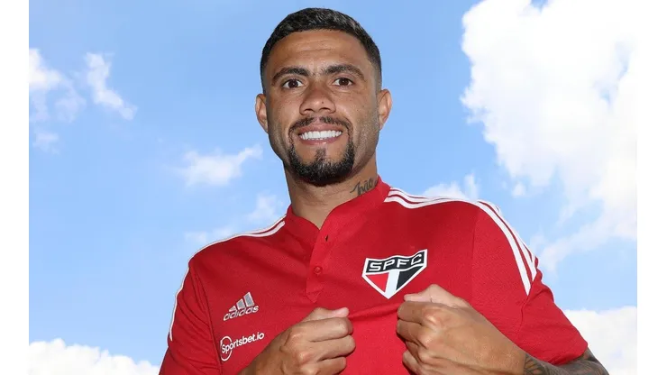 Wellington Rato foi anunciado pelo São Paulo neste sábado (Foto: Rubens Chiri / São Paulo FC)