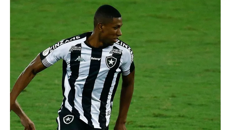 Kanu, zagueiro do Botafogo (Foto: Getty Images)