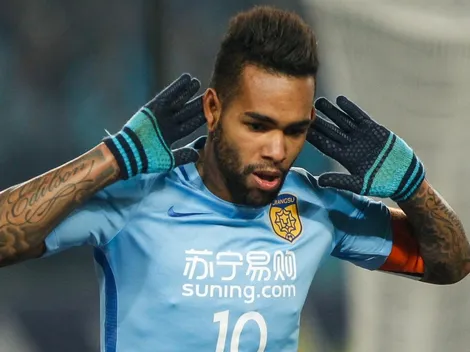 Alex Teixeira fica sem contrato com o Vasco e vira alvo de gigante brasileiro