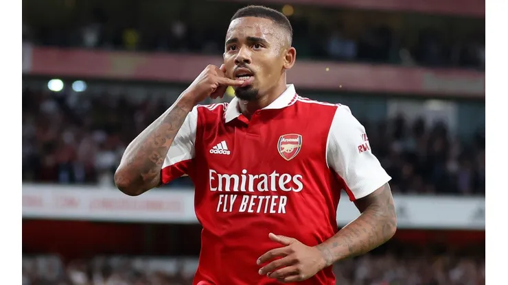 Arsenal FC v Aston Villa - Premier League