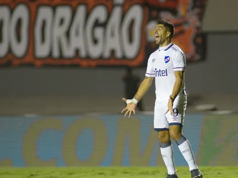 Sem Xavi e Iniesta, Suárez revela quem foi o melhor meio campista com quem já jogou