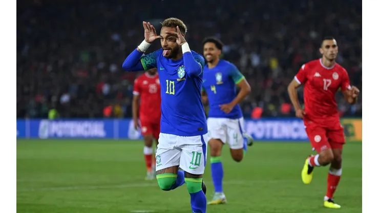 Neymar mira Champions League e Copa do Mundo (Foto: Justin Setterfield/Getty Images)
