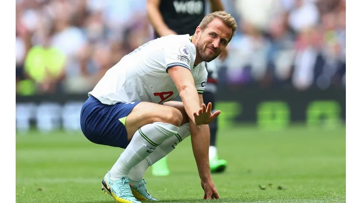 Tottenham Hotspur v Fulham FC - Premier League