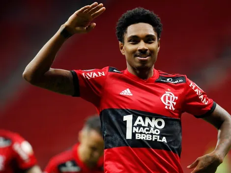 Vitinho se despede do Flamengo em carta à torcida nas redes sociais