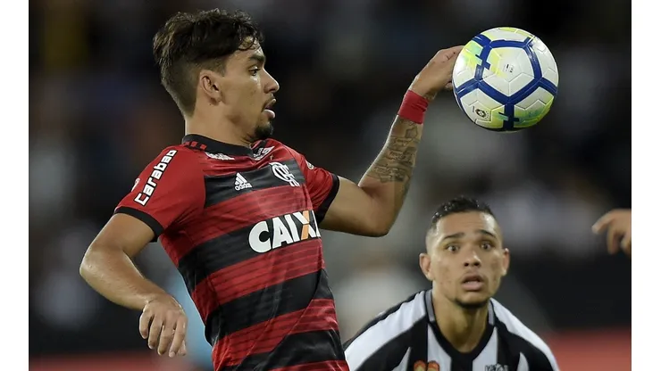 Flamengo, formador de Lucas Paquetá, pode ser beneficiado duplamente com ida de meia para a Premier League