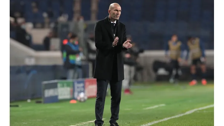 Zinedine Zidane e outros treinadores badalados estão desempregados