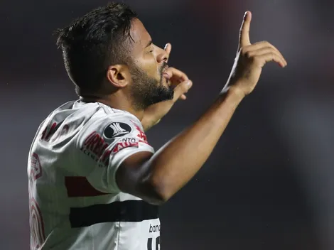 Gigante brasileiro pode acertar a contratação do lateral Reinaldo, do São Paulo
