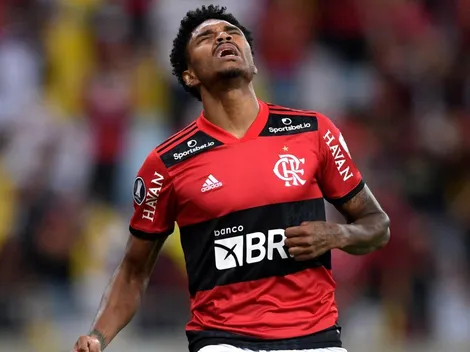 Vitinho deve deixar o Flamengo e ir para o futebol europeu ainda neste mês