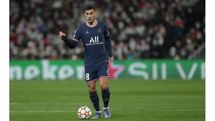 Leandro Paredes vai deixar o PSG e acertar com time da Série A