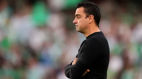 Barcelona, de Xavi Hernández, tentou reduzir o salário do ídolo Busquets, que rejeitou