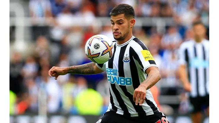 Bruno Guimarães foi um dos principais destaques da vitória do Newcastle na primeira rodada da Premier League (Foto: Reprodução)