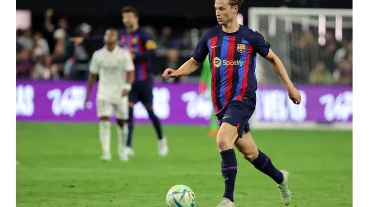 Xavi diz que não sabe o futuro de Frenkie De Jong do Barcelona