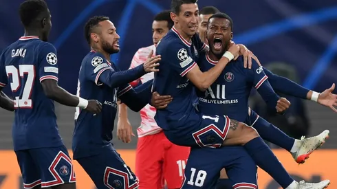 Jogadores do PSG comemoram gol (Foto: Getty Images)