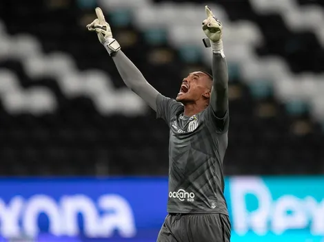 Prestigiado! Santos recusa mais uma proposta pelo goleiro John