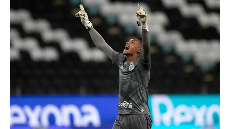 John, goleiro do Santos (Foto: Getty Images)