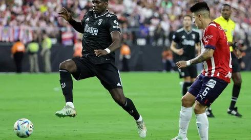 Paul Pogba lesionou o joelho em partida contra o Chivas