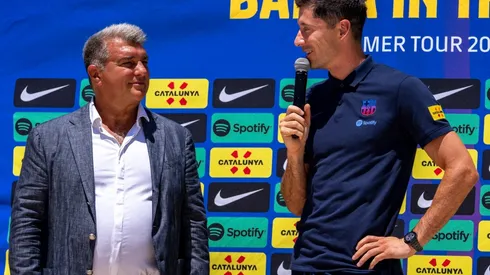 FC Barcelona Introduce Robert Lewandowski