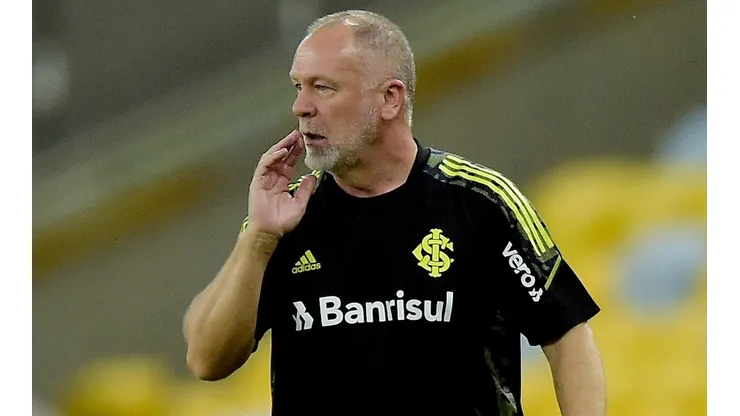 Mano Menezes, treinador do Internacional (Foto: Getty Images)