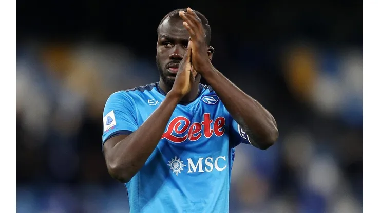 Koulibaly está próximo de acertar a ida ao Chelsea (Foto: Getty Images)
