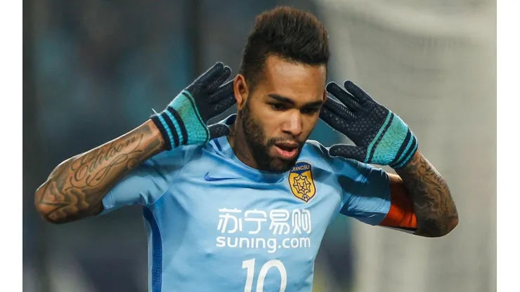 Alex Teixeira está próximo de acertar o retorno ao Vasco (Foto: Getty Images)