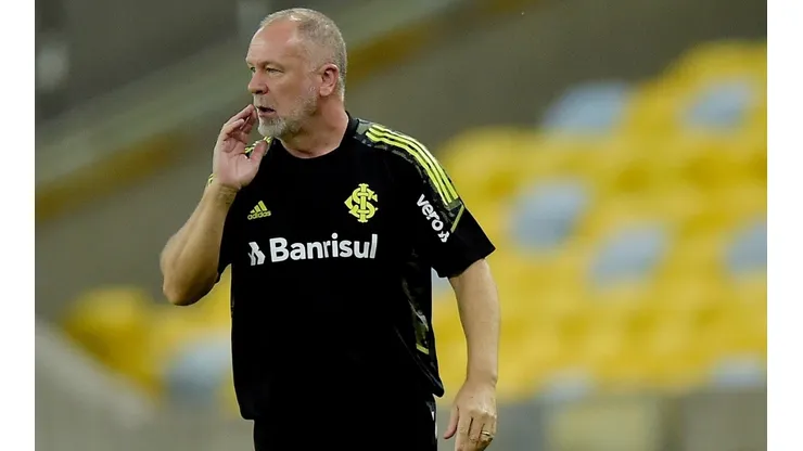 Mano Menezes, treinador do Internacional (Foto: Getty Images)