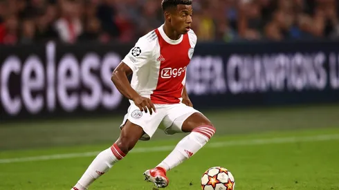David Neres vai defender as cores do Benfica, de Portugal