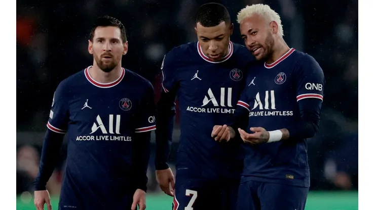 Mbappé negou que tenha pedido saída de Neymar