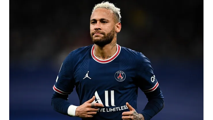 Neymar, em campo pelo PSG (Foto: Getty Images)