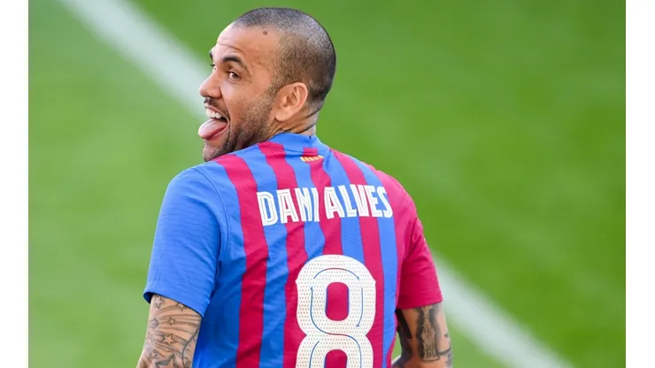 Daniel Alves, lateral-direito do Barcelona (Foto: Getty Images)