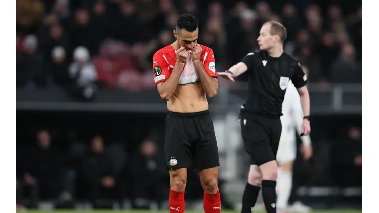 Zahavi passa por pequena cirurgia e promete revelar futuro em breve (Foto: Martin Rose/Getty Images)