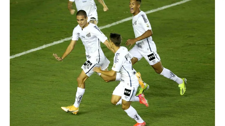Santos v Deportivo Lara - Copa CONMEBOL Libertadores 2021