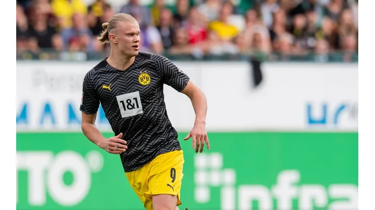 SpVgg Greuther F�rth v Borussia Dortmund - Bundesliga