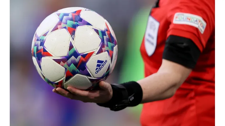 VfL Wolfsburg v FC Barcelona: Semi Final Second Leg - UEFA Women
