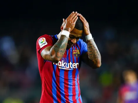 Vai sair? Depay desperta interesse de times ingleses, crava jornalista