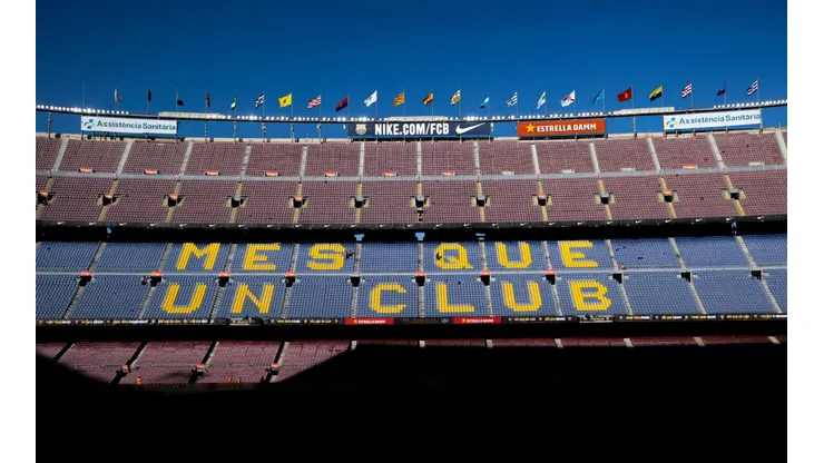 Imagem das arquibancadas do Camp Nou (Foto: Getty Images)