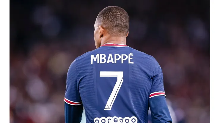 Paris Saint-Germain v RC Lens - Ligue 1 Uber Eats