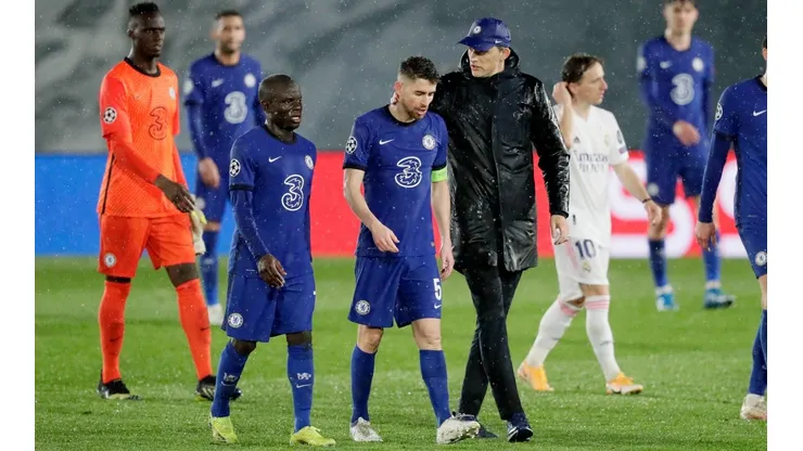 Thomas Tuchel consola Jorginho: meio-campista teve queda de rendimento no Chelsea