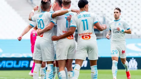 Jogadores do Olympique comemoram gol pela Ligue 1 (Foto: Getty Images)
