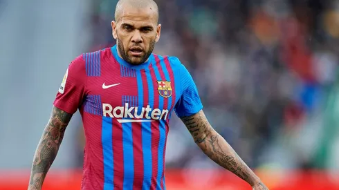 Daniel Alves, lateral-direito do Barcelona (Foto: Getty Images)