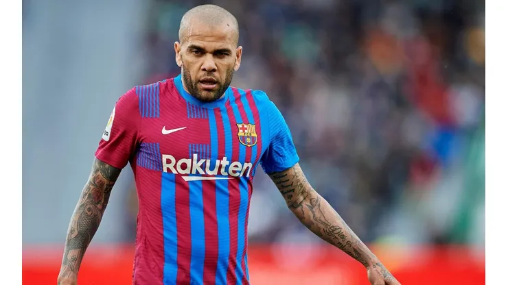 Daniel Alves, lateral-direito do Barcelona (Foto: Getty Images)