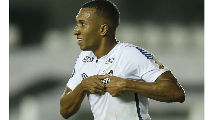 Lucas Braga interessa ao Internacional