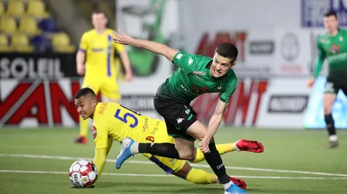 Sousa (dir) ficará no Cercle Brugge