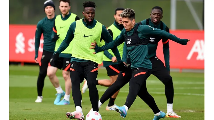 Origi encontra muita concorrência no Liverpool e por isso deve deixar o clube