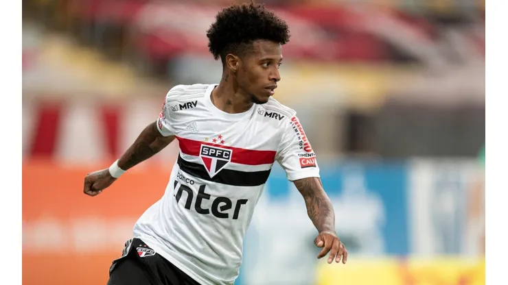 Tchê Tchê está fora dos planos do São Paulo (Foto: Jorge Rodrigues/AGIF)