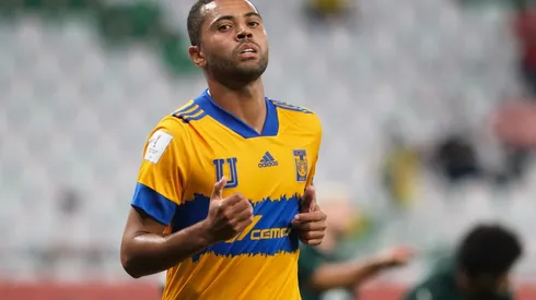 Rafael Carioca, em campo pelo Tigres UANL (Foto: Getty Images)