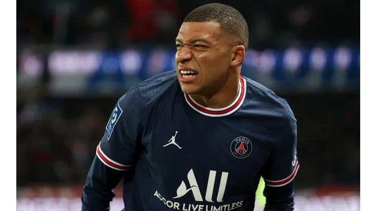 Paris Saint-Germain v AS Saint-Etienne - Ligue 1